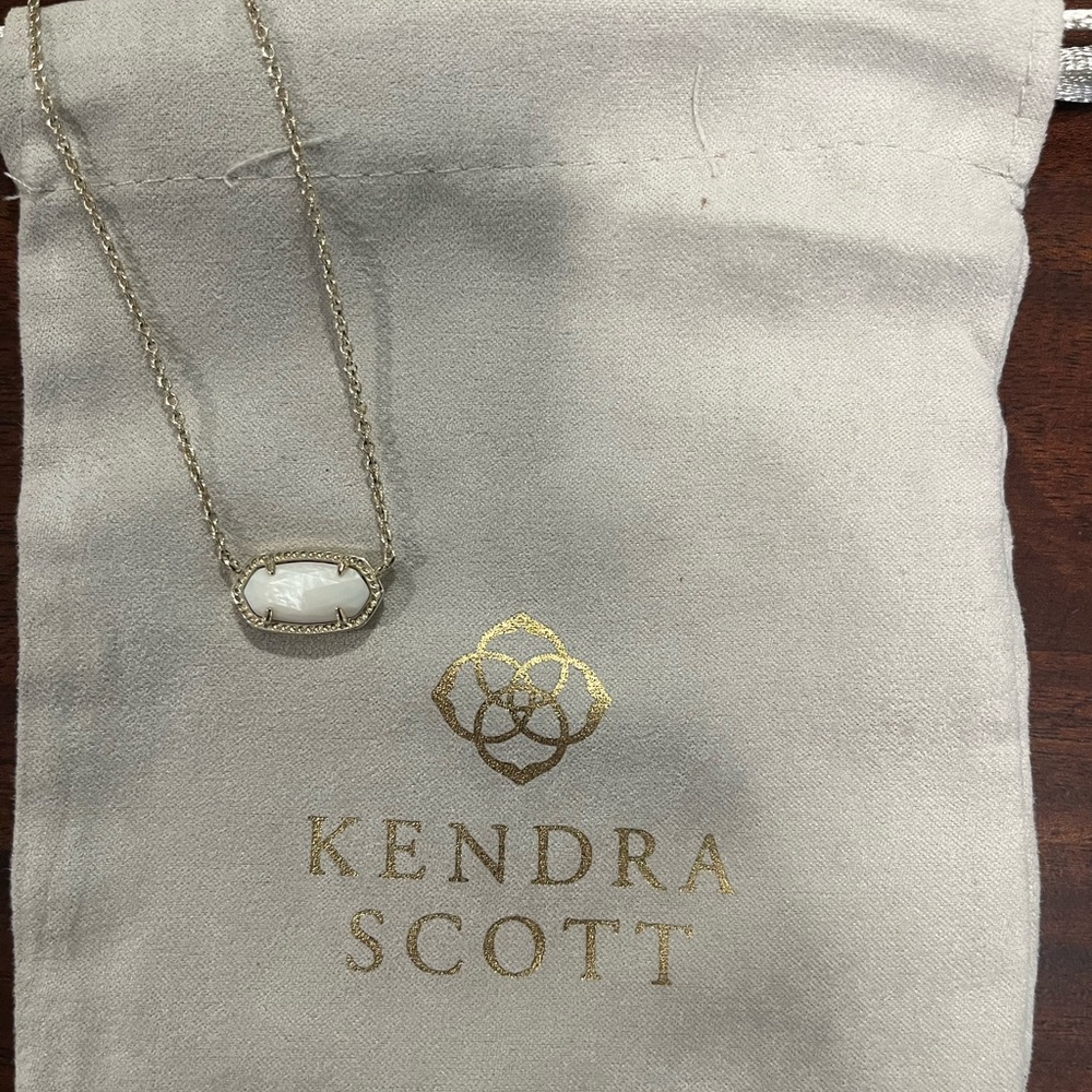 KENDRA SCOTT necklace